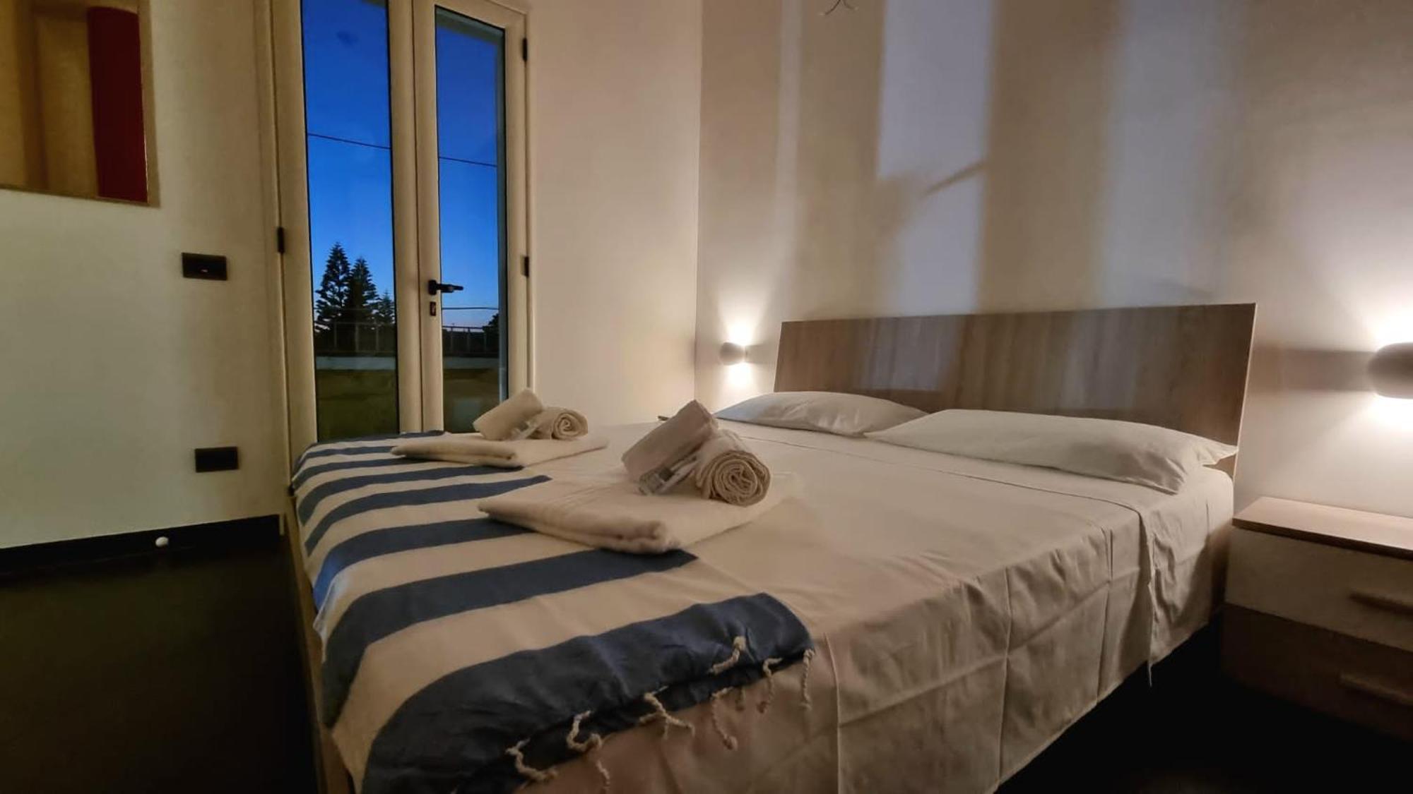 La Suite Di Poseidone Torre Specchia Ruggeri Luaran gambar
